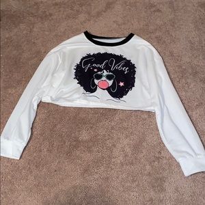 “Good vibes” Afro girl white crop top long sleeve